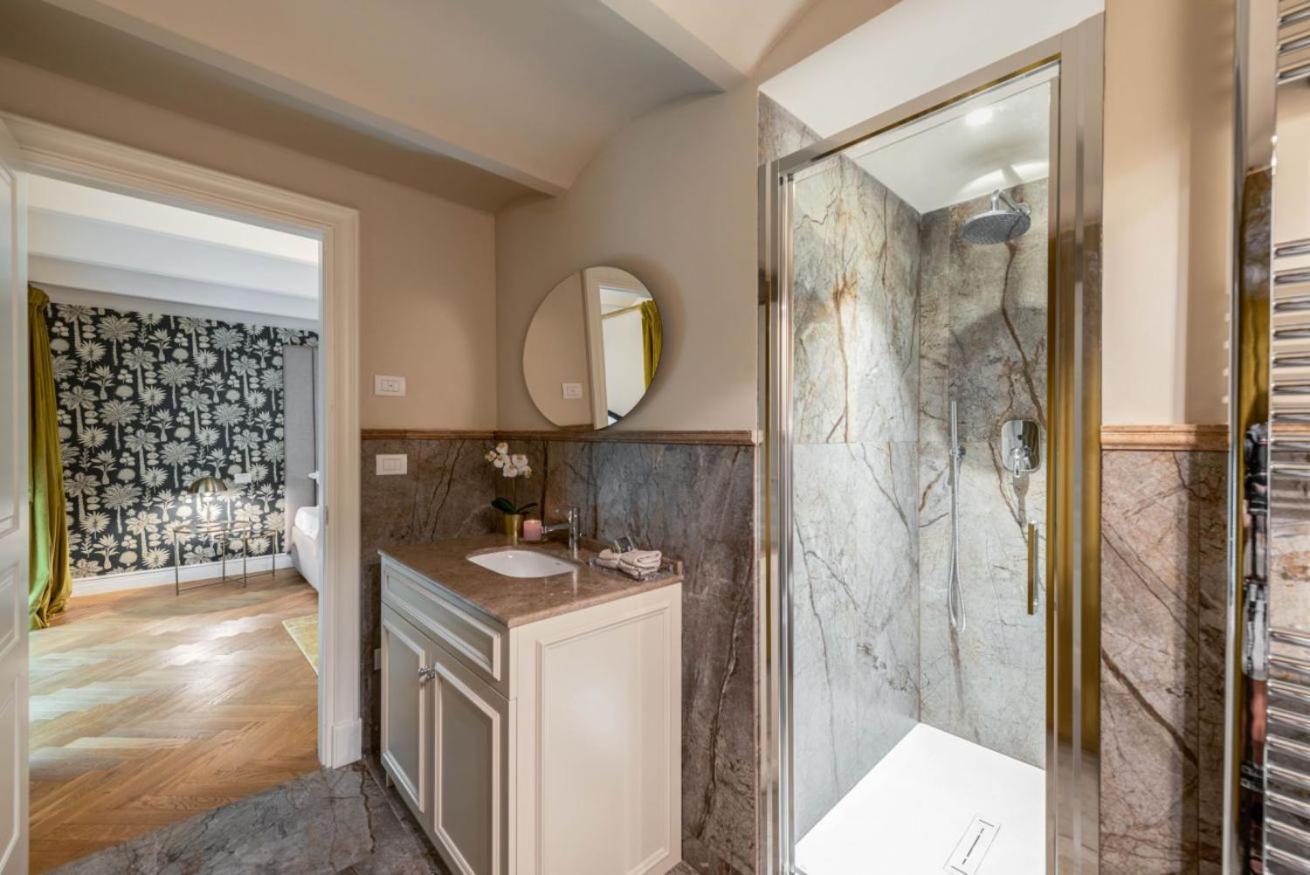 Apartamento Palazzo Pazzi Vitali Luxury In *